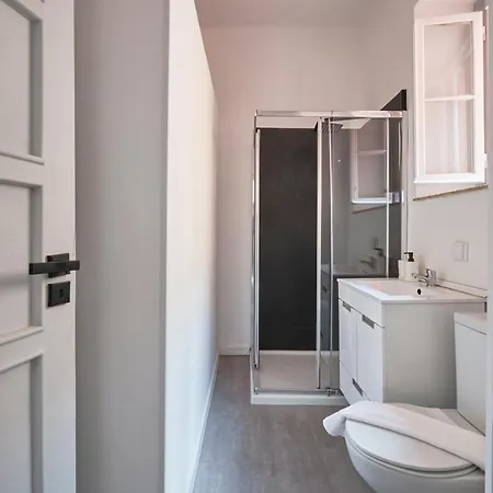 Nova Central - Bica 2e Lizbona